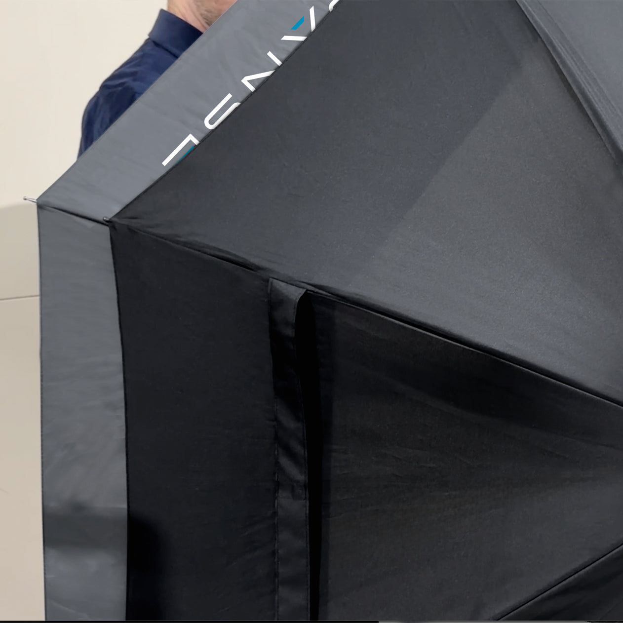 Umbra - Expanse Umbrella