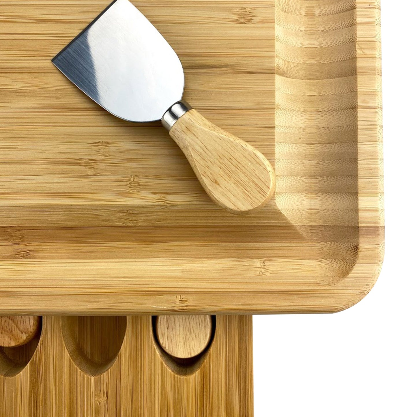 Maison Cheeseboard and Knife Set